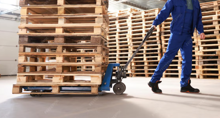 Trusted Pallet Supplier in Vaughan for Your Business Needs