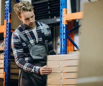 PALLET UP | Custom Pallets 