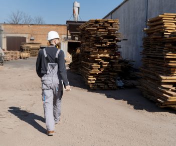 PALLET UP | Recycled Pallets