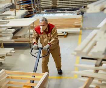 PALLET UP | Recycled Pallets